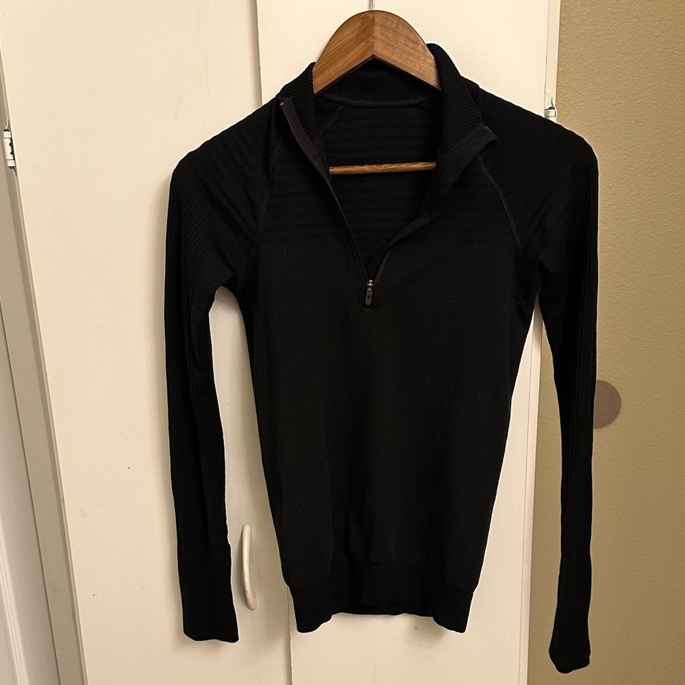 Lululemon quarter zip base pullover jacket sweater color black size 2